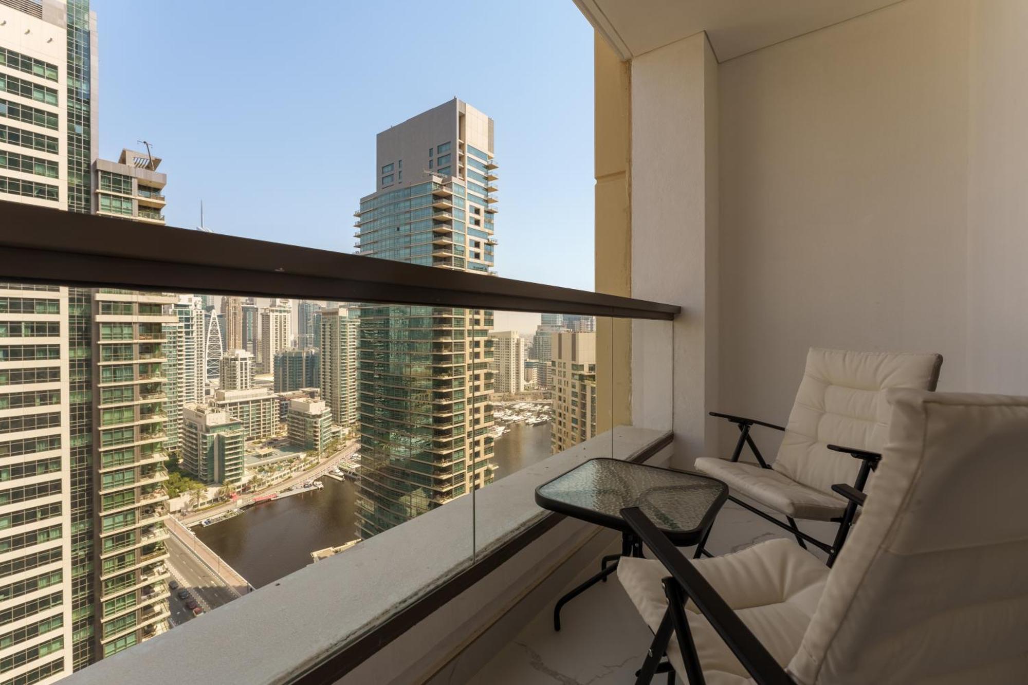 Apartment Marco Polo - Chic 1 Bedroom With 2 Balconies, Marina Views & Tram