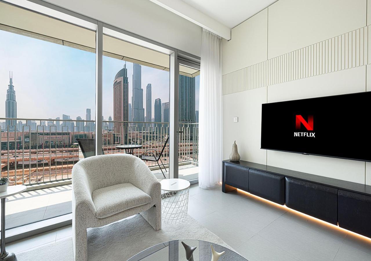 Full Burj Khalifa View - Opposite Mall Access - 8 Min Walk To Mall & Fountain - Luxury 2br *