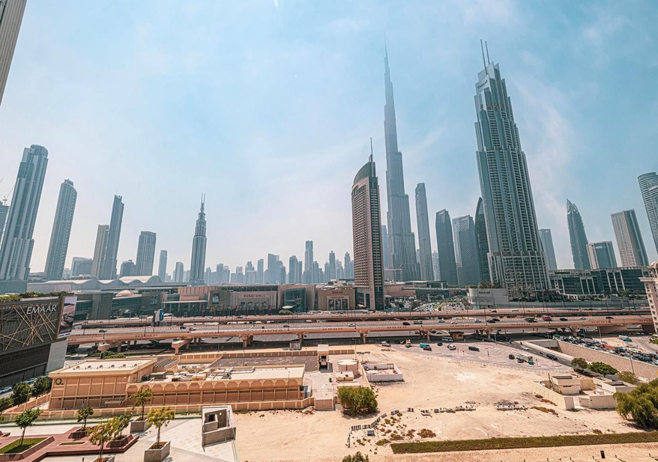 Full Burj Khalifa View - Opposite Mall Access - 8 Min Walk To Mall & Fountain - Luxury 2br Apartment