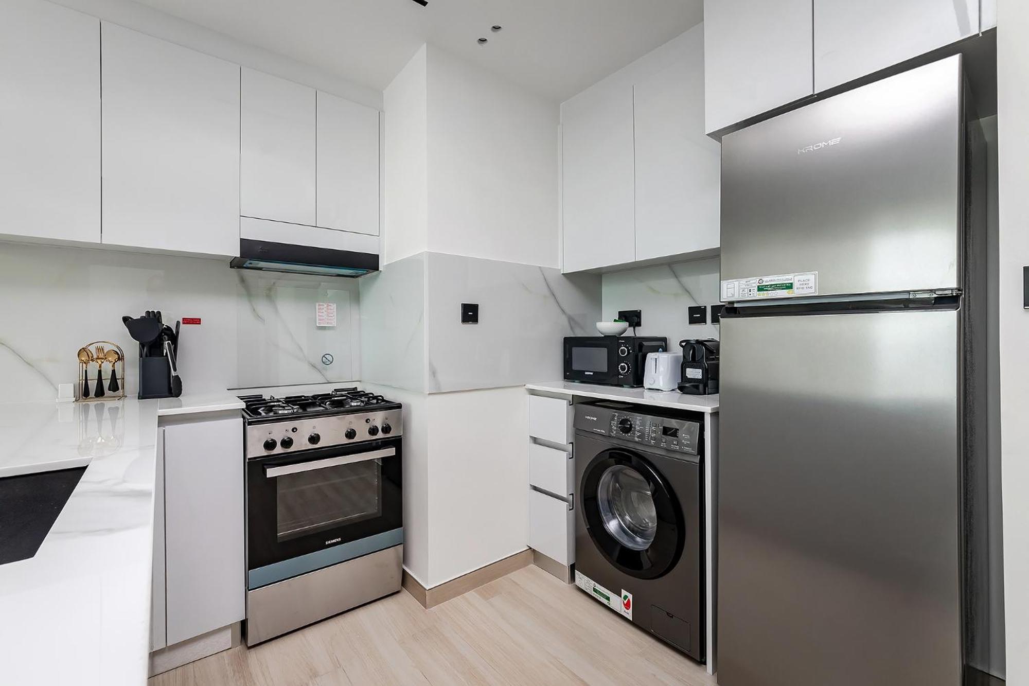 Apartment Stylish 1br At Binghatti Corner Jvc