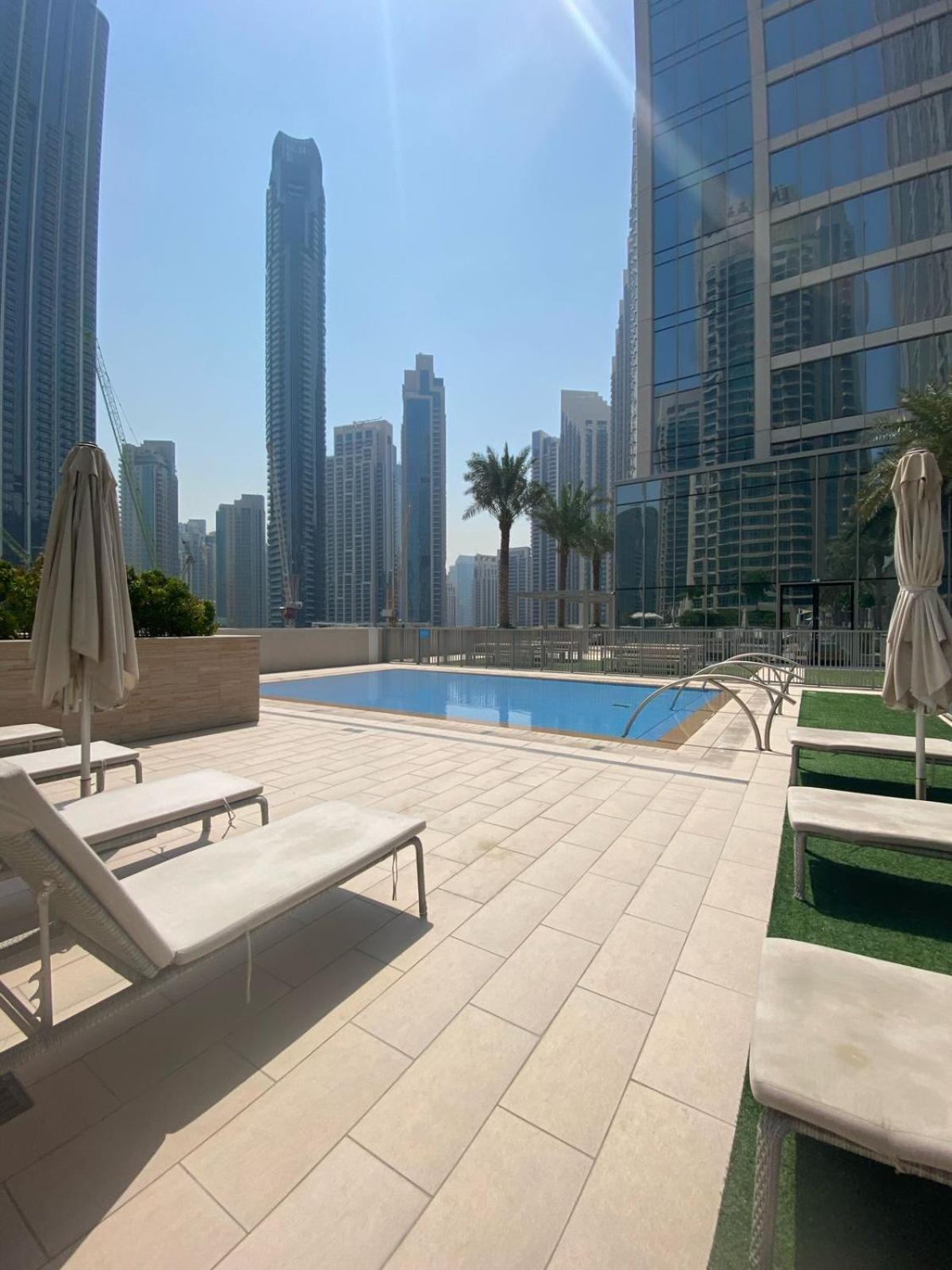 Superb 1bed With Pool & Gym Near The Burj Khalifa * Dubai