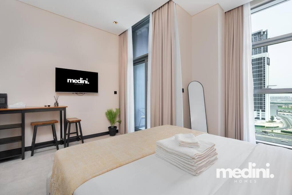 15th Northside - - * Dubai