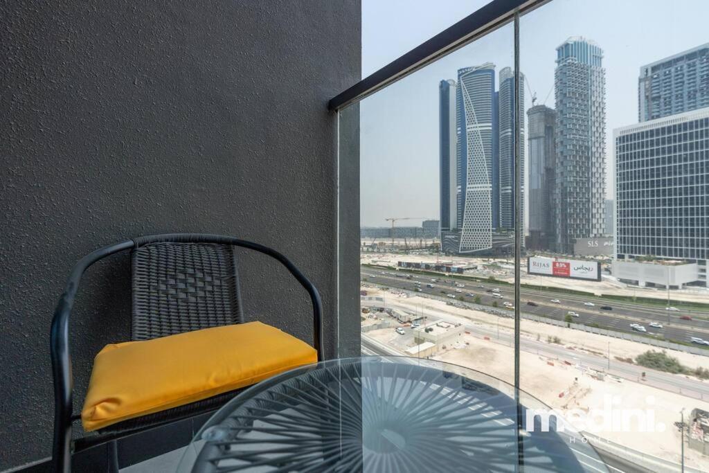 Apartment 15th Northside - - *