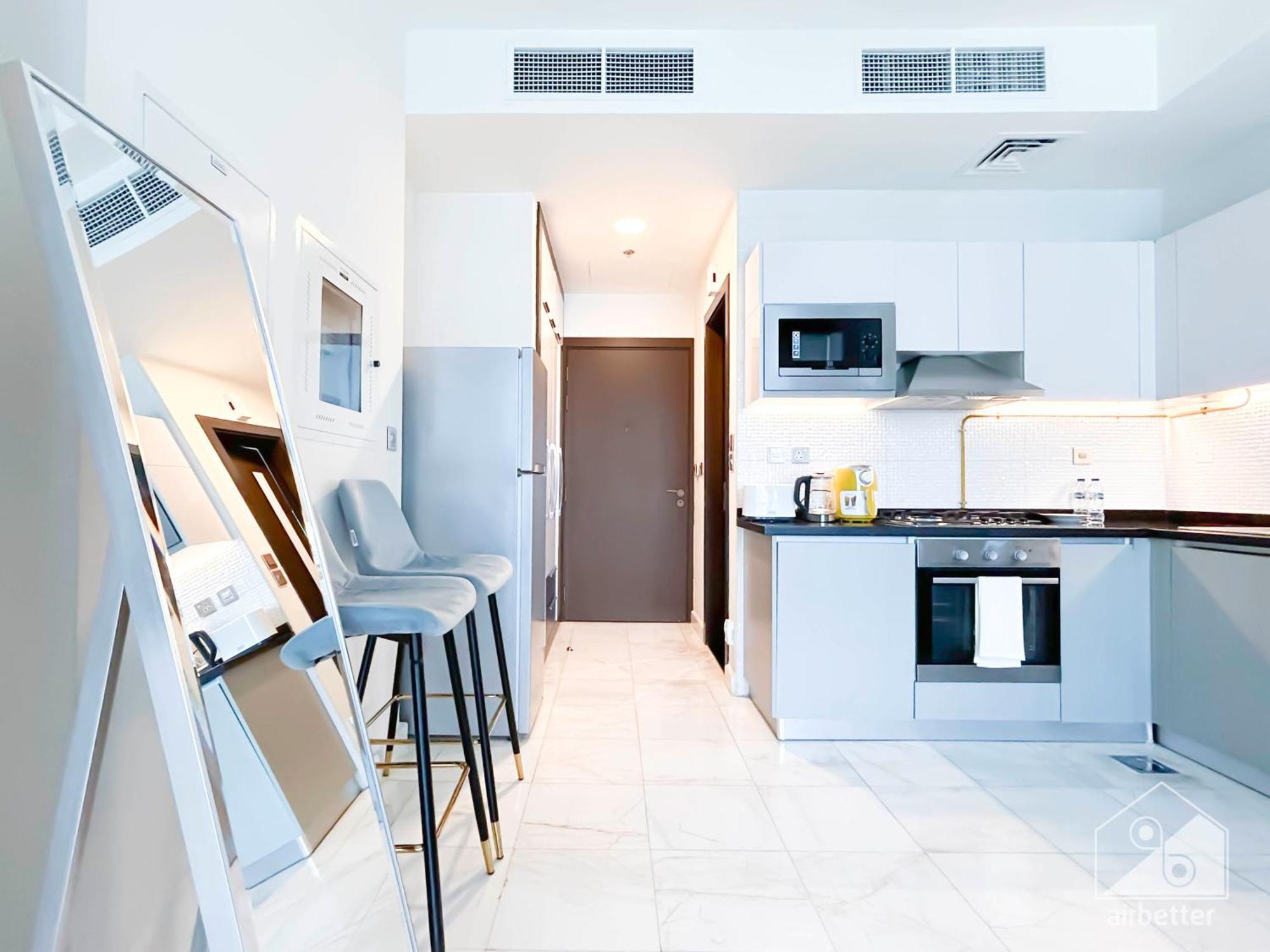 Contemporary With View In Business Bay Apartment