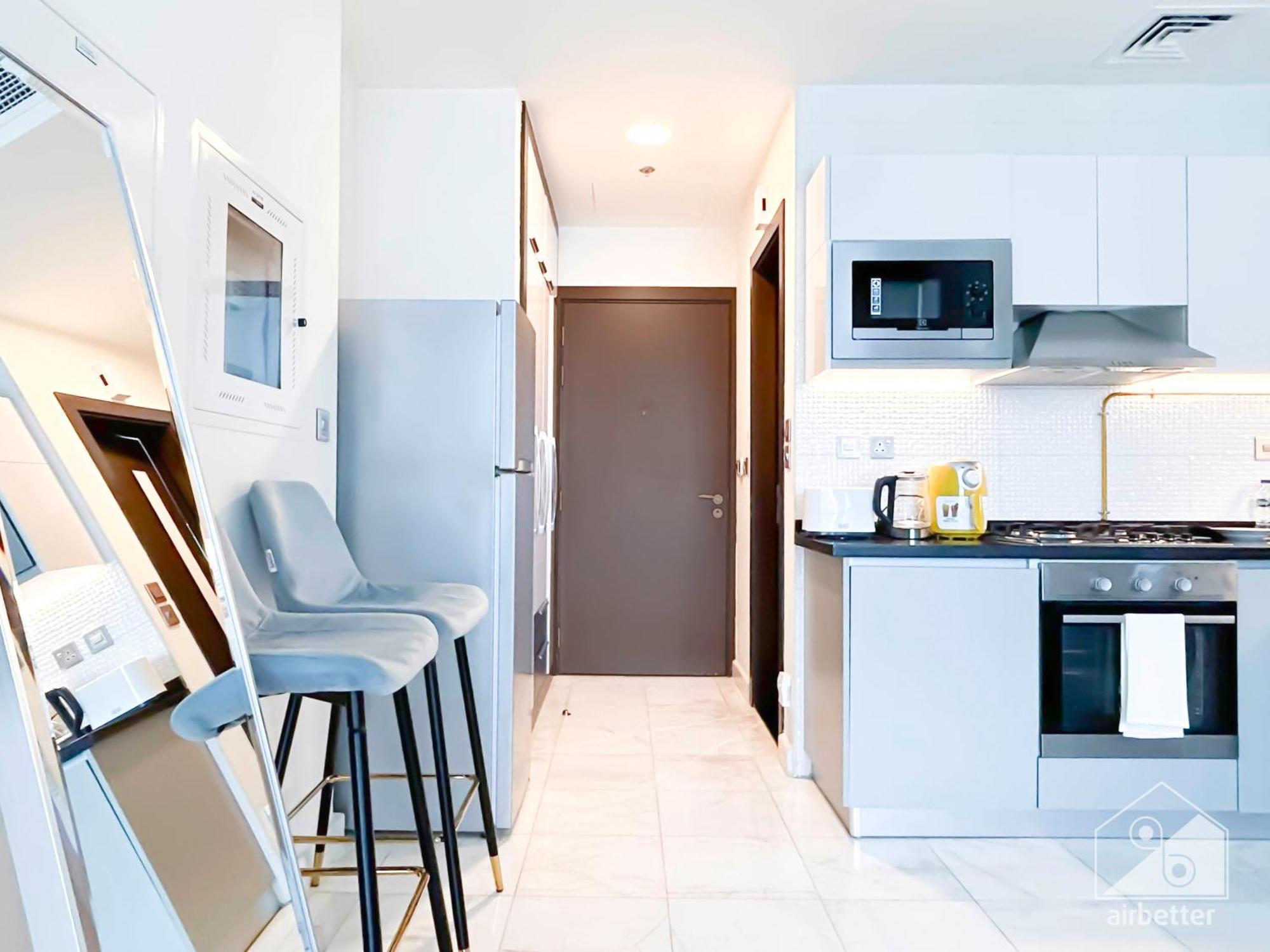 Contemporary With View In Business Bay Dubai