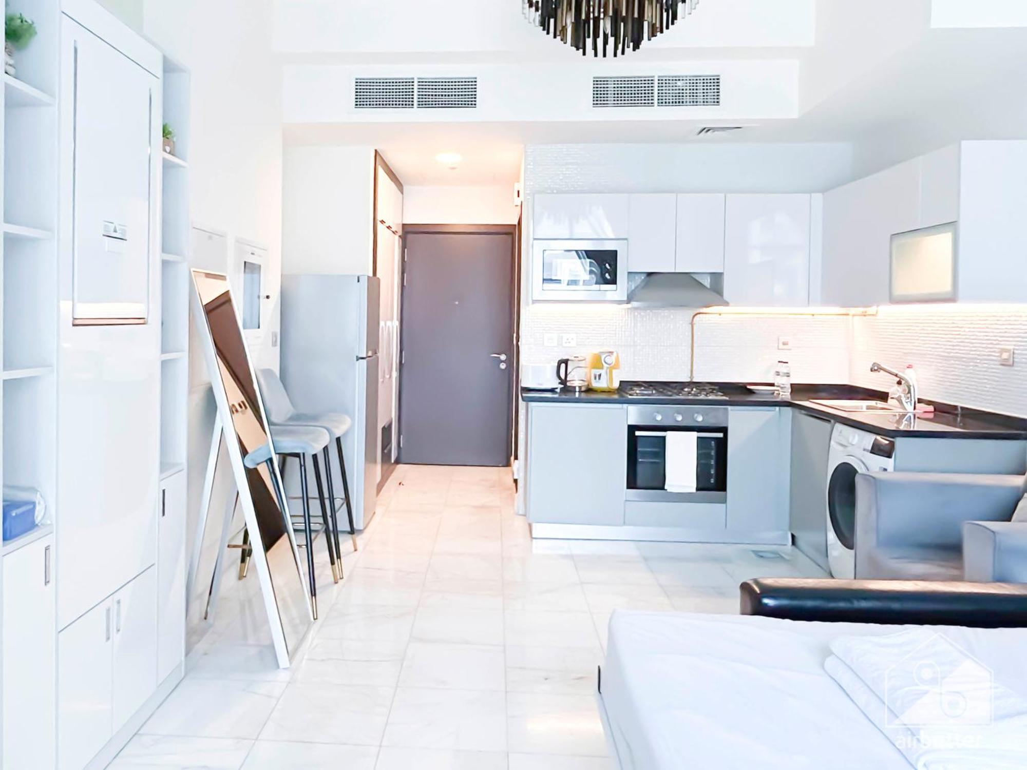 Contemporary With View In Business Bay Apartment