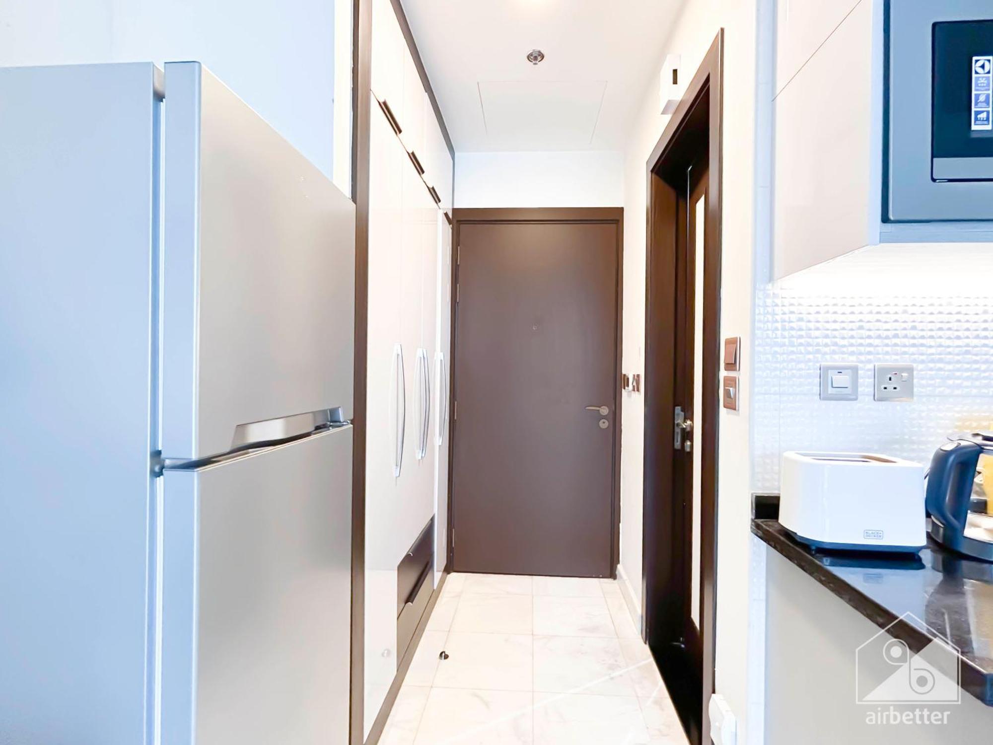 Apartment Contemporary With View In Business Bay *
