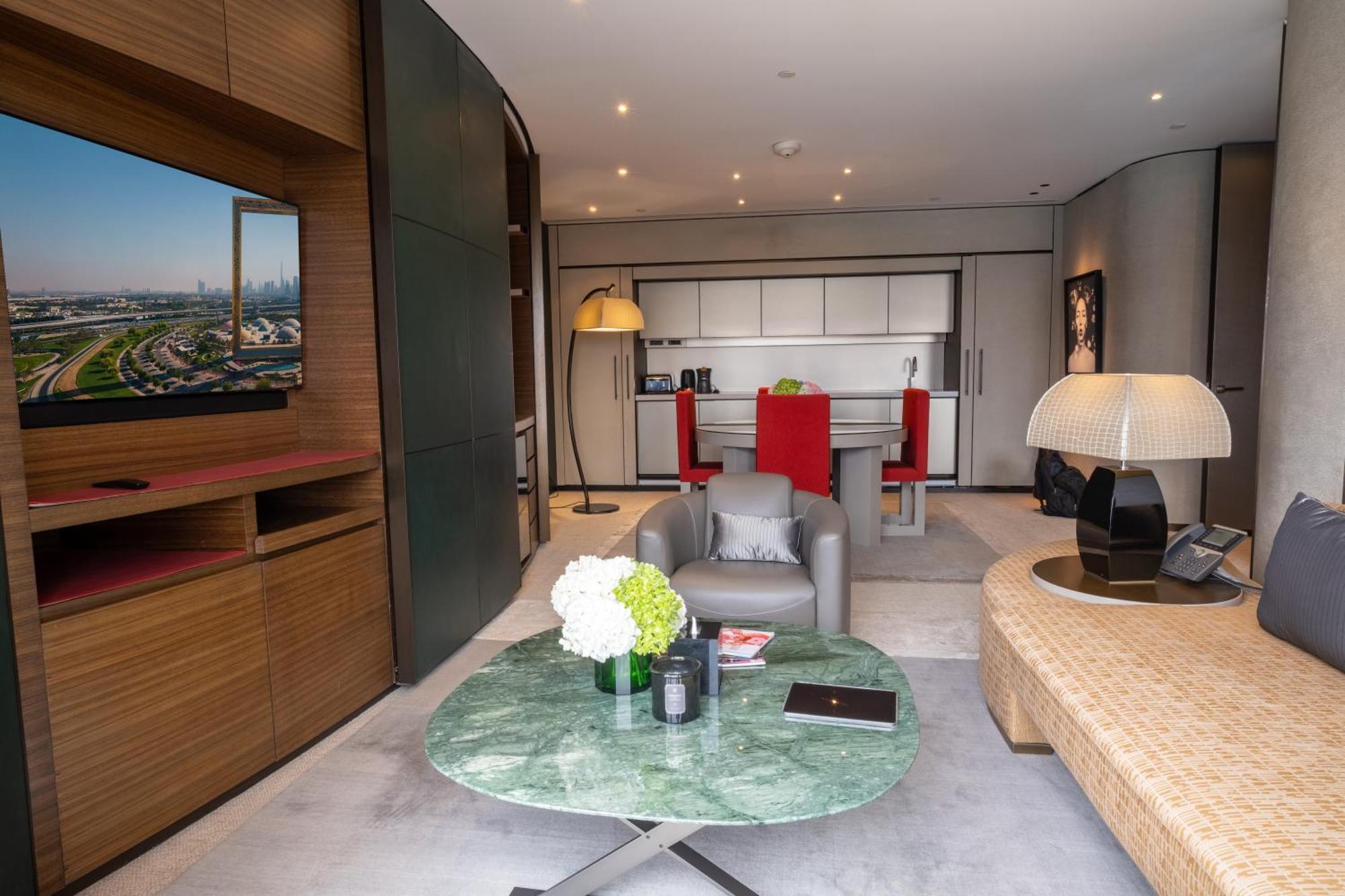 Lux 1-br In Armani Residences Apartment