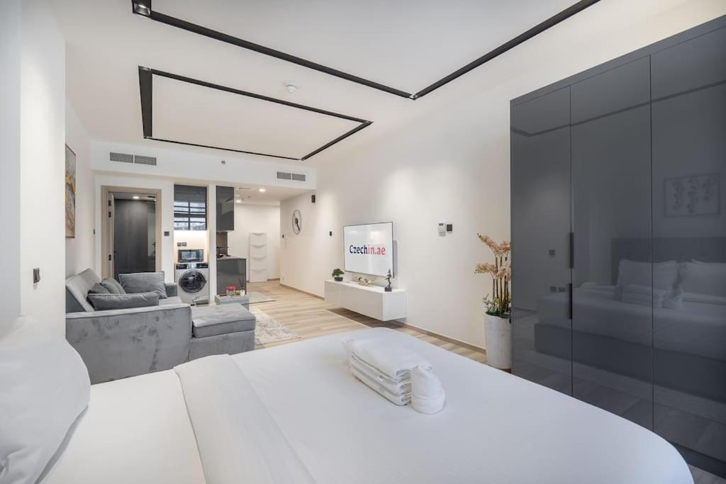 Czechin New Listing Stylish Modern Comforts *