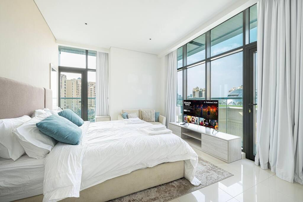 Palm With View Apartment Dubai