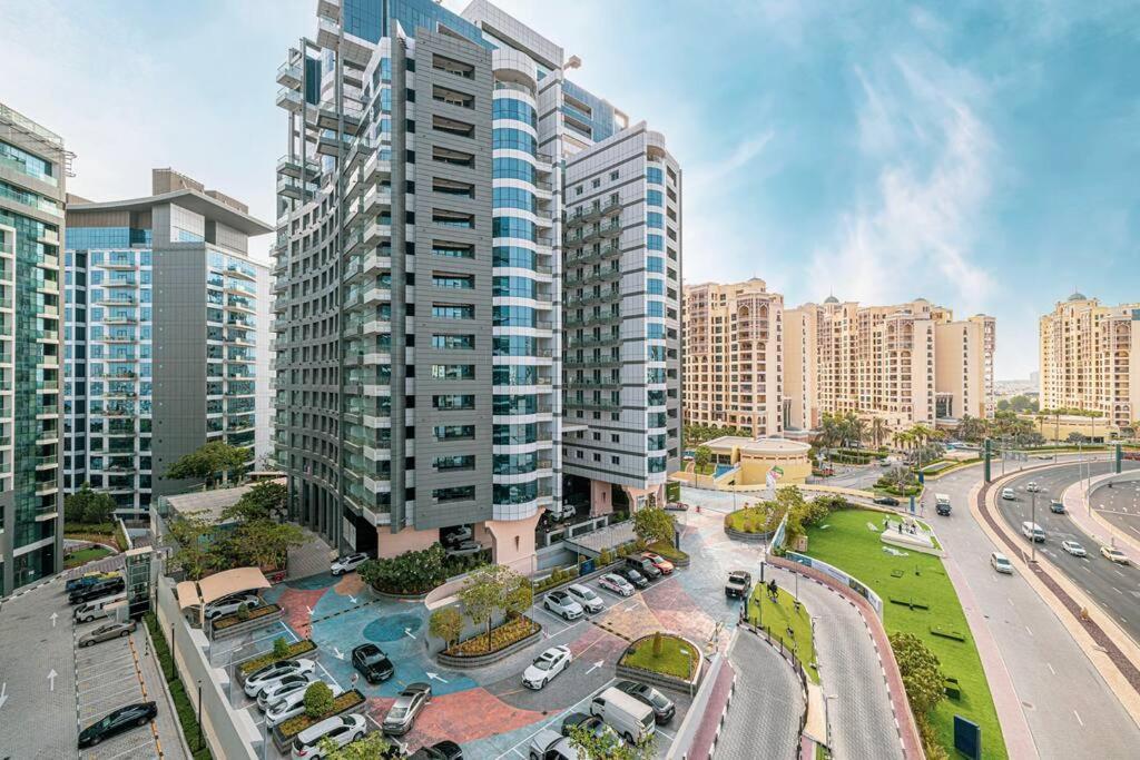 Palm With View Apartment Dubai