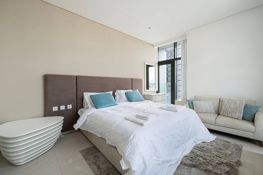 Palm With View Apartment