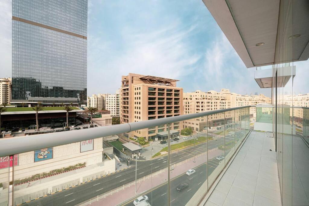 Palm With View Apartment Dubai