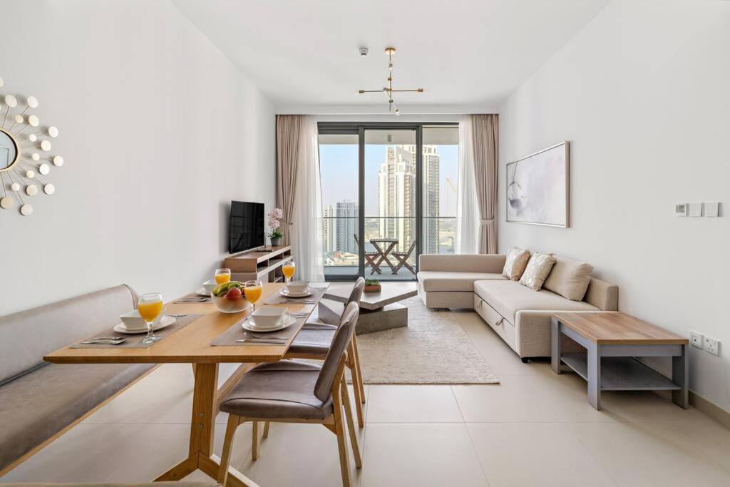 First Class 1br Urban Chic Oasis Dubai