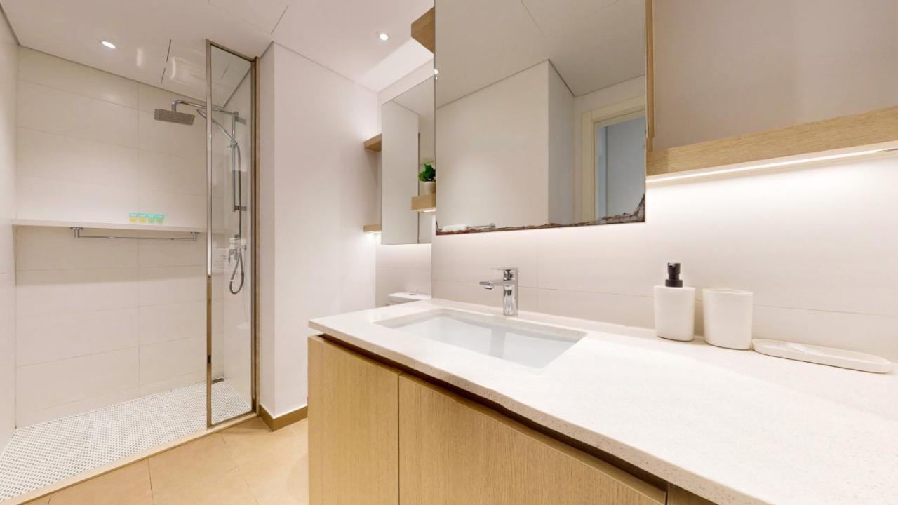 Belgravia 3 - Bright One Bed With Garden View Dubai