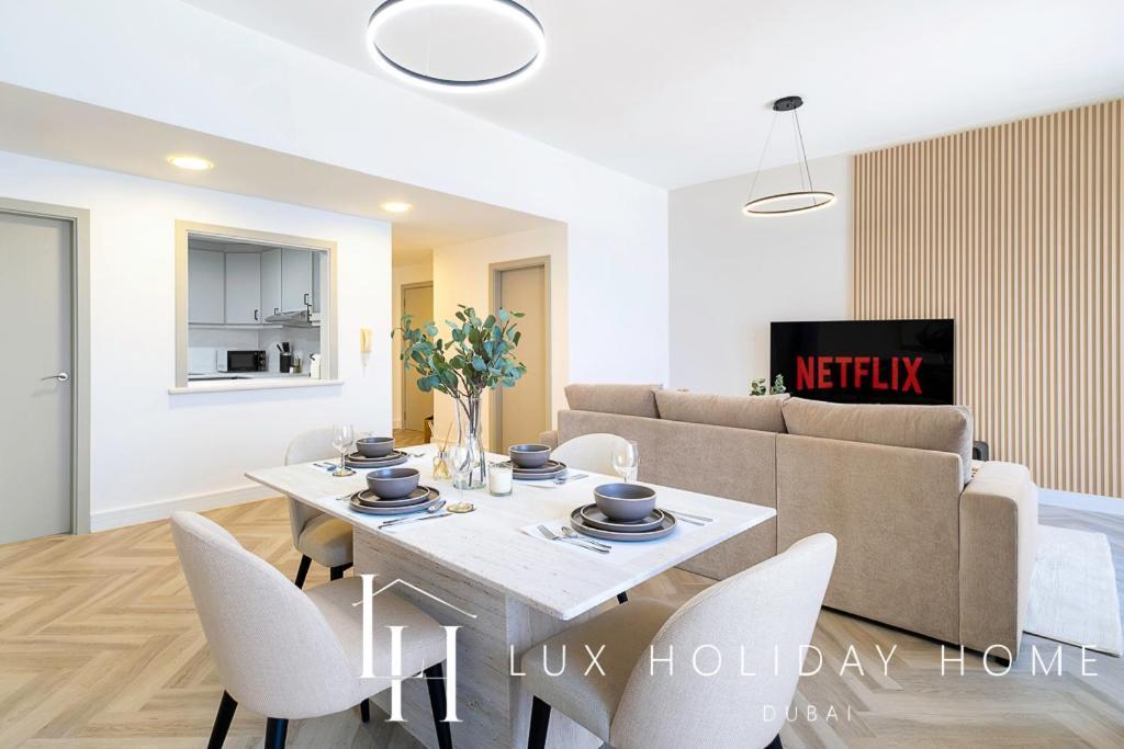 Apartment Lux The Premium Eye View Dubai