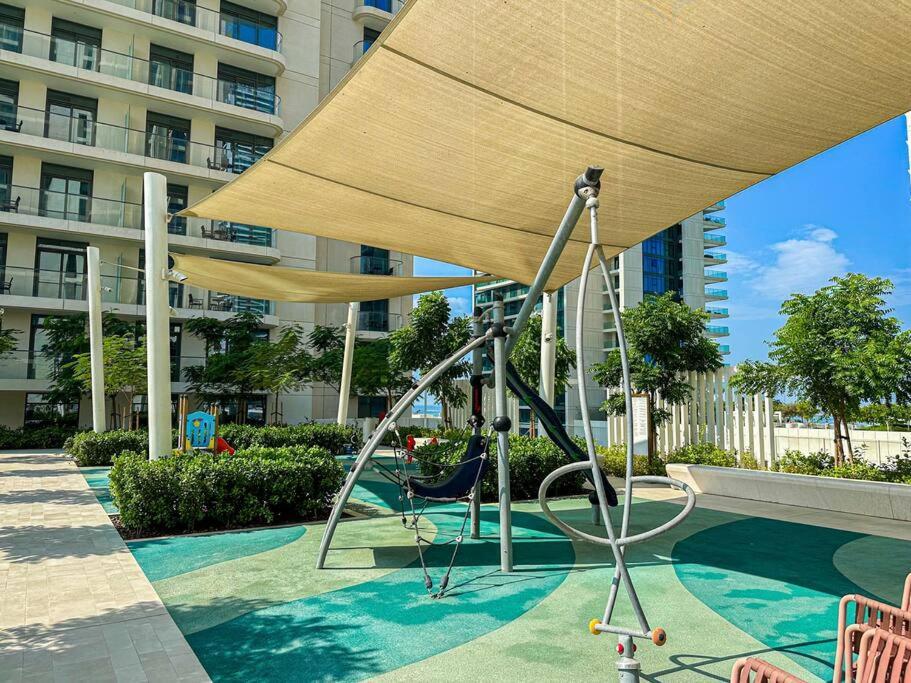 Higuests - Marina Retreat, Luxurious 3br Steps From The