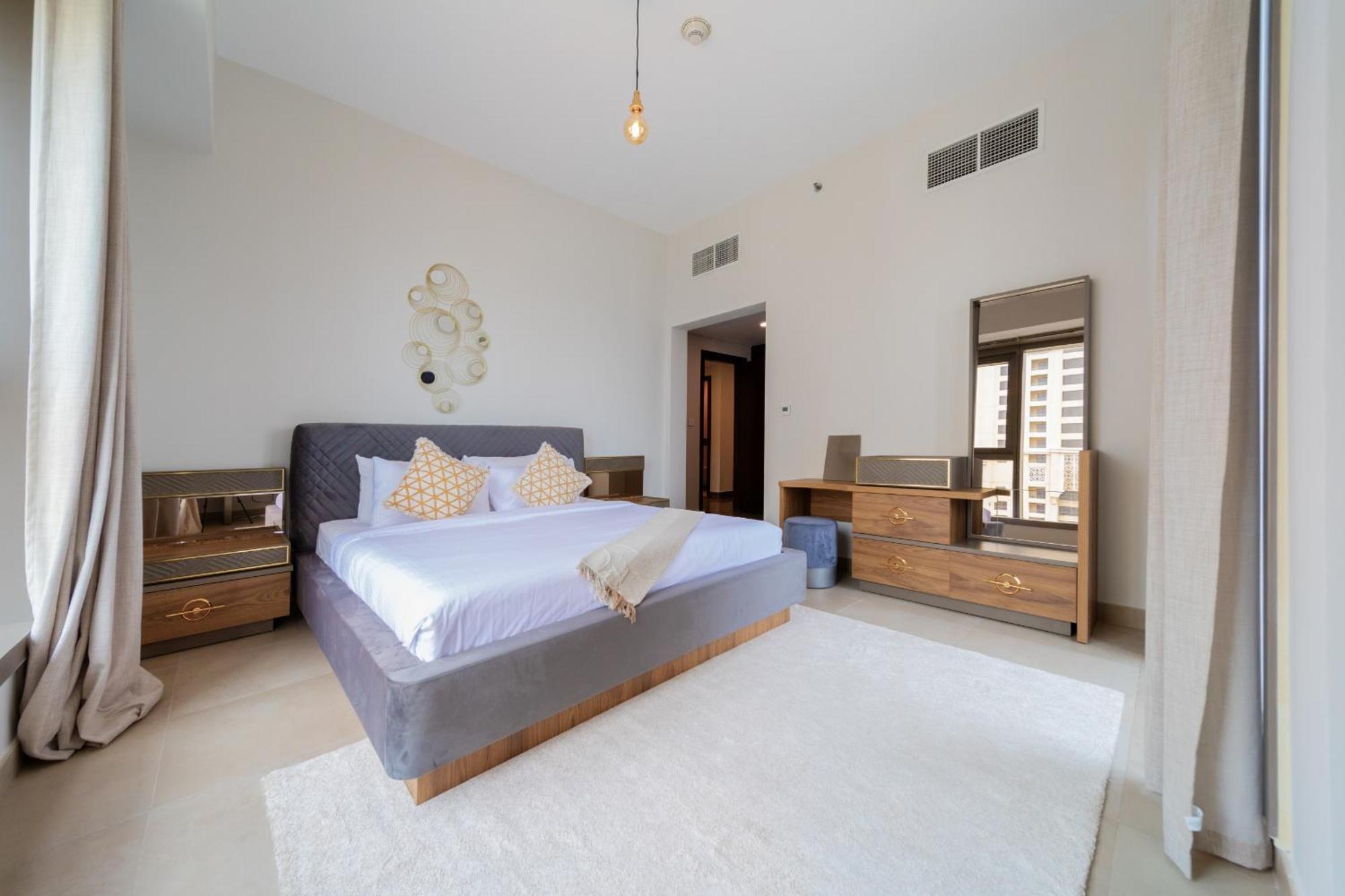 Eden's Homes & - Sparkle Tower