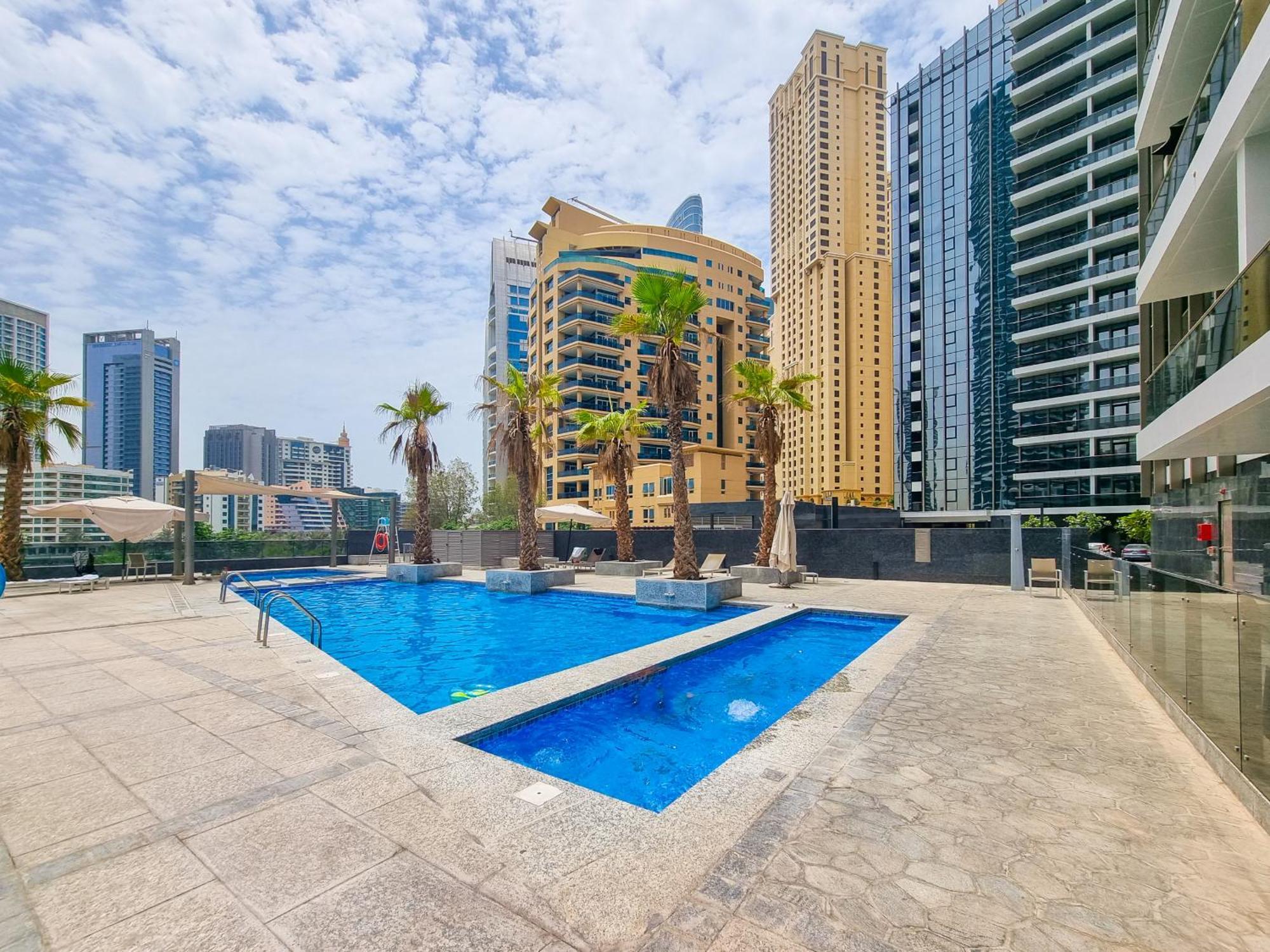 Eden's Homes & - Sparkle Tower * Dubai