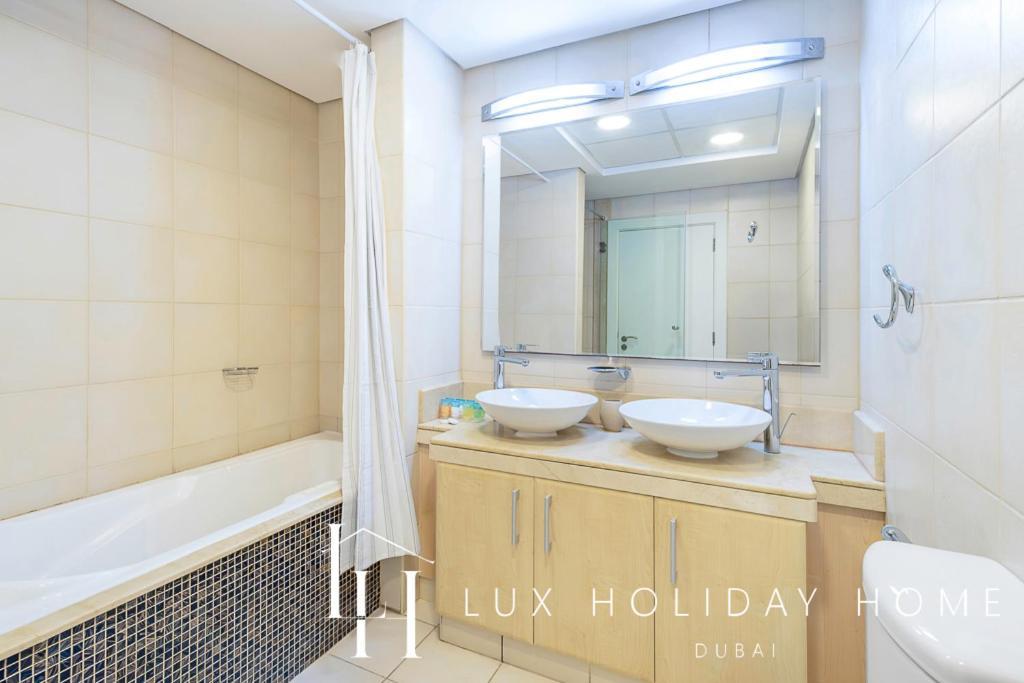 Apartment Lux - The Shoreline House Dubai