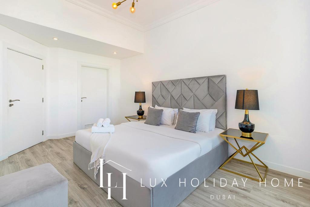 Lux - The Shoreline House Apartment