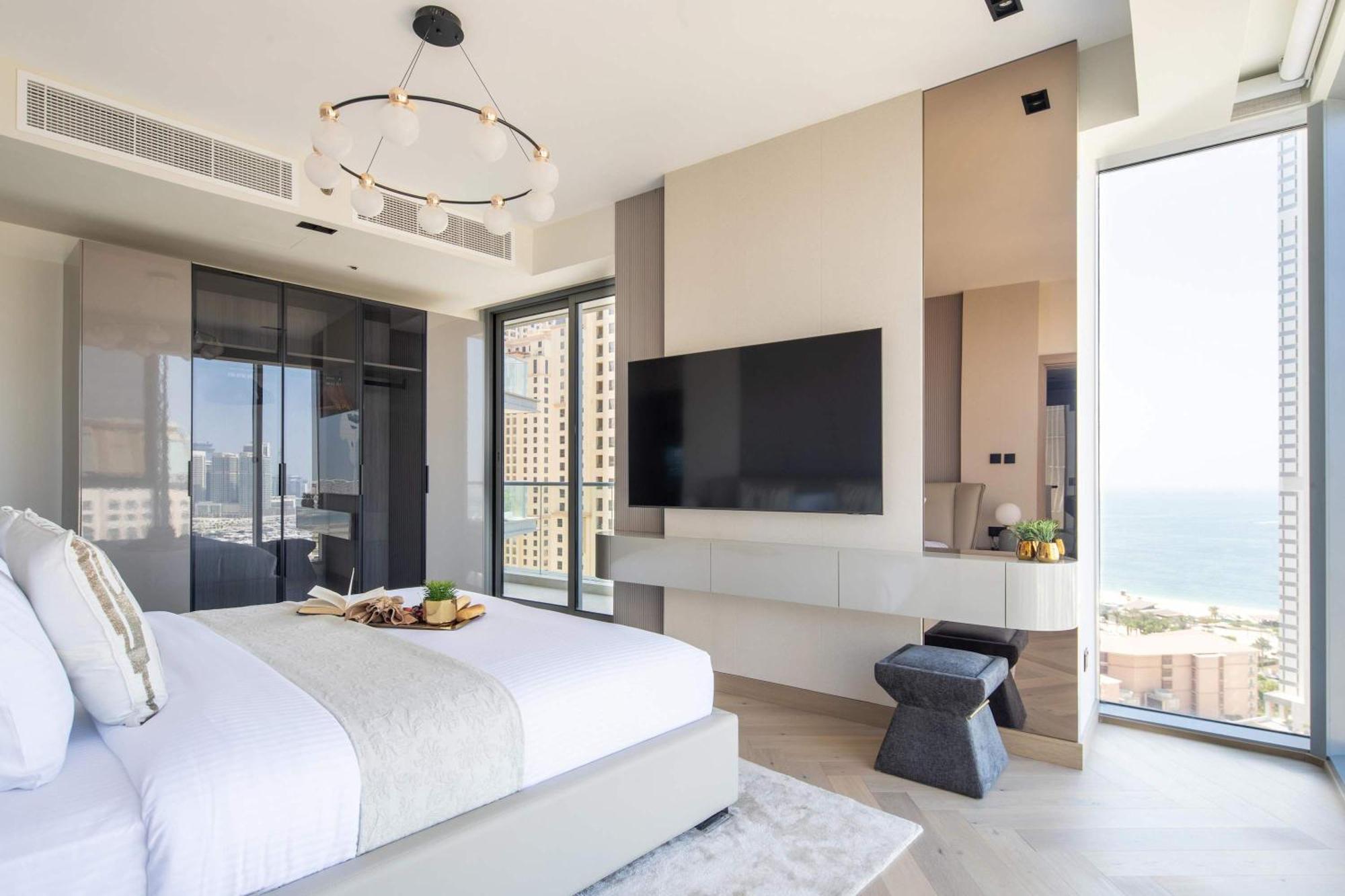 Frank Porter - Trident Grand Dubai