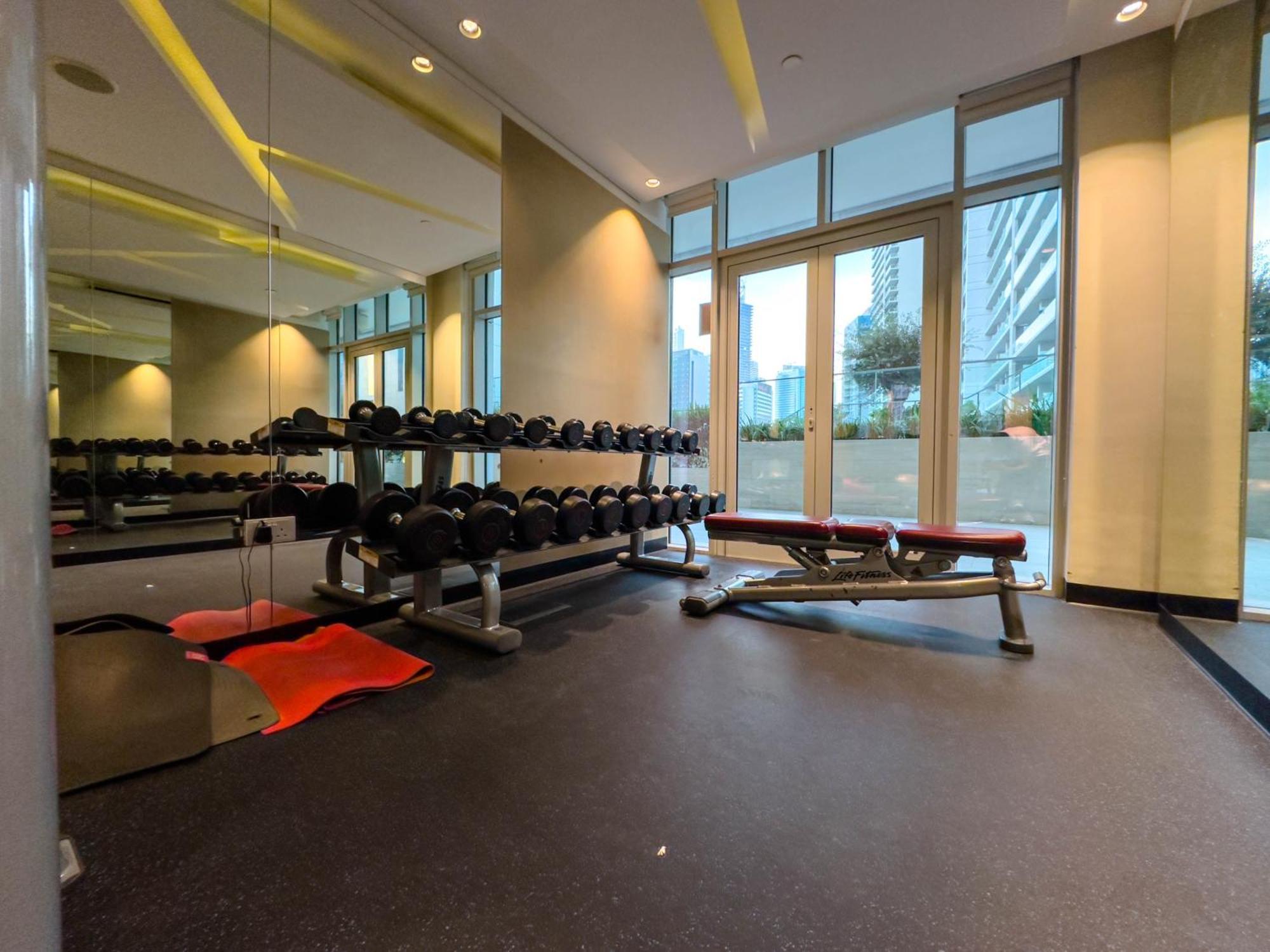 Naseem - Cozy With & Pool Views In Business Bay * Dubai