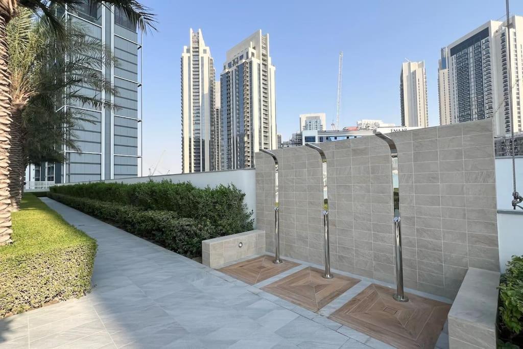 Address Opera 2br 54th Floor *