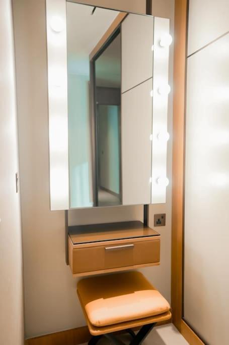 Apartment Address Opera 2br 54th Floor Dubai