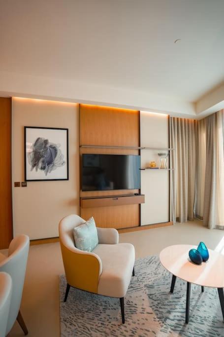 Address Opera 2br 54th Floor *