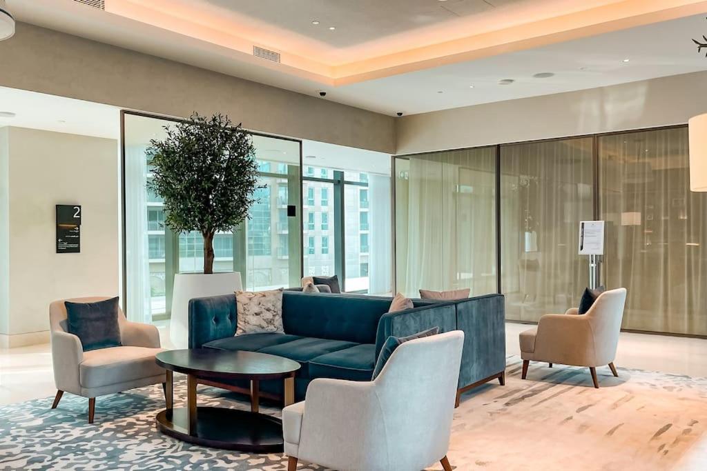 Address Opera 2br 54th Floor *