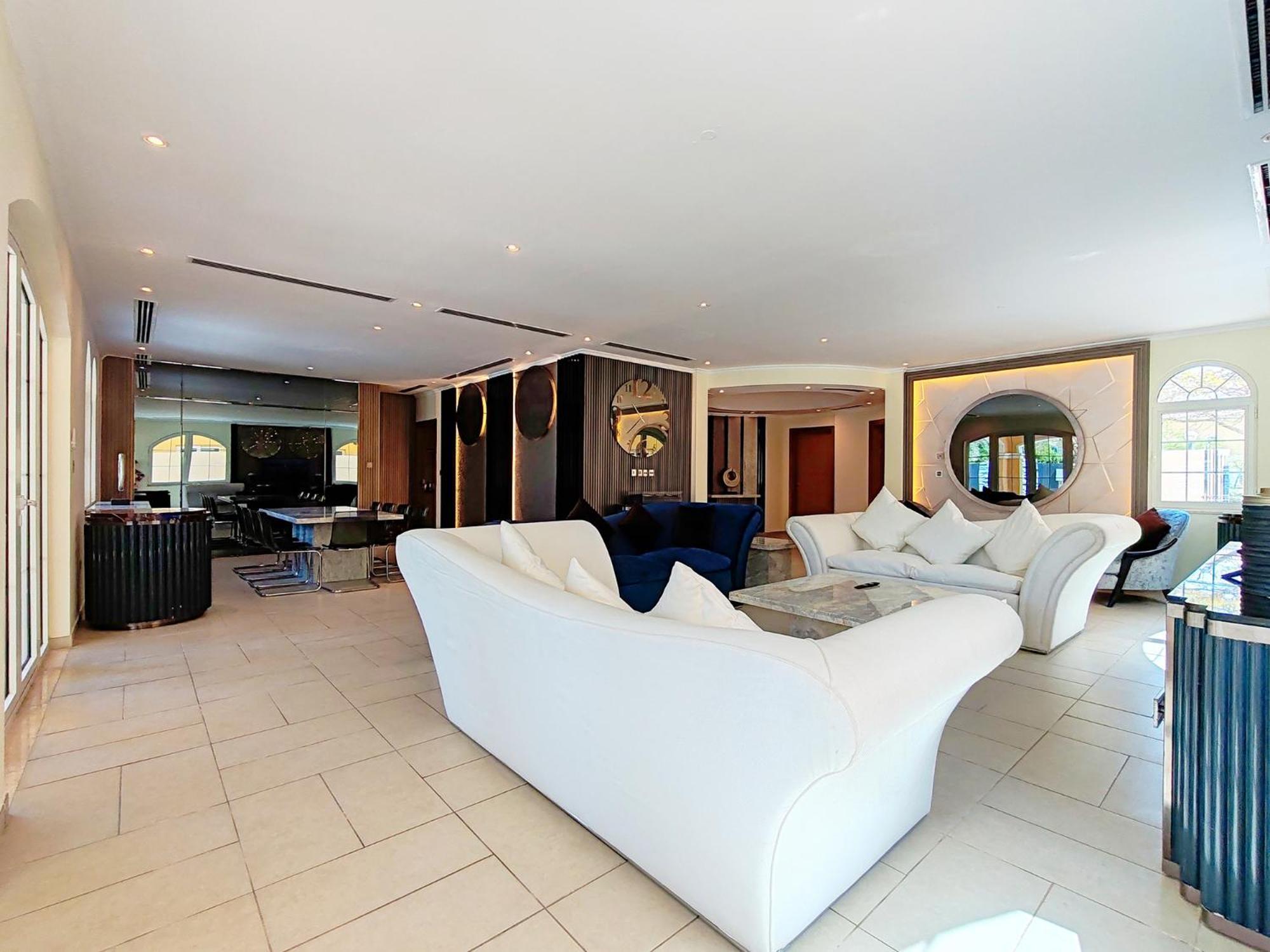 Villa Royal Private Pool, Lux 7-bedroom On Marina *