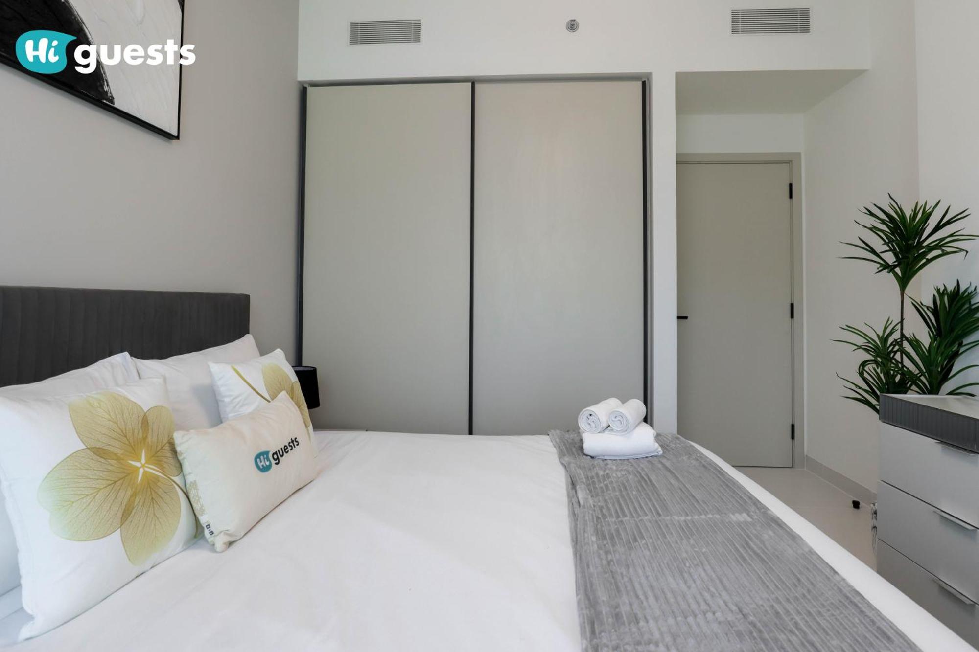 Higuests - Marina Retreat, Luxurious 3br Steps From The