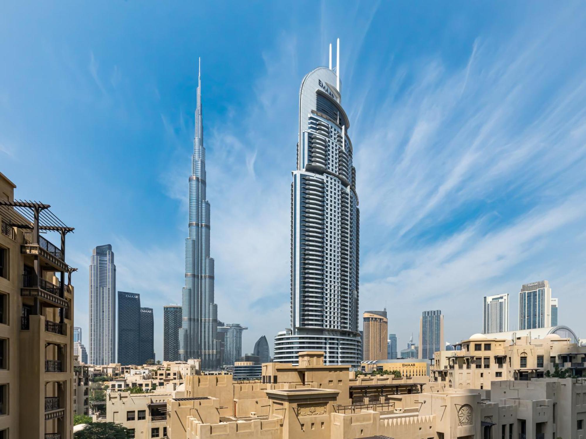 Al-fannan At Burj Royale - Best Downtown City View - Brand New Luxury 1 Bedroom Apartment