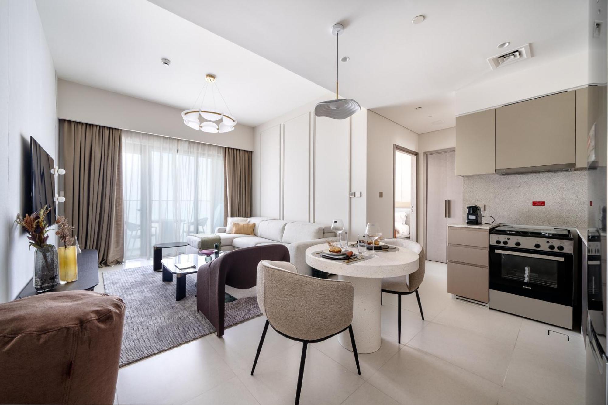 Apartment Brand New Elegant 1 Bedroom I Steps From Mall Dubai