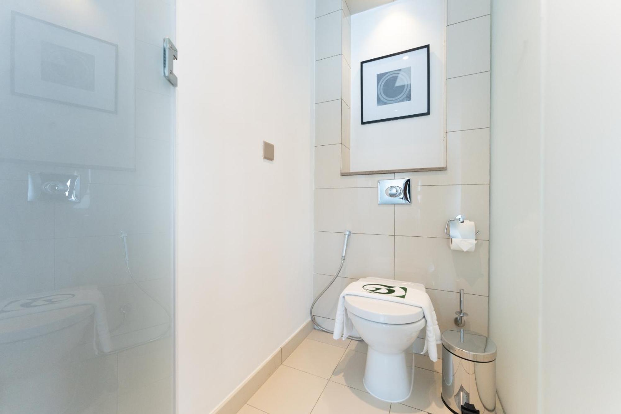 3 Bed In Damac Paramount By Pk Holidays