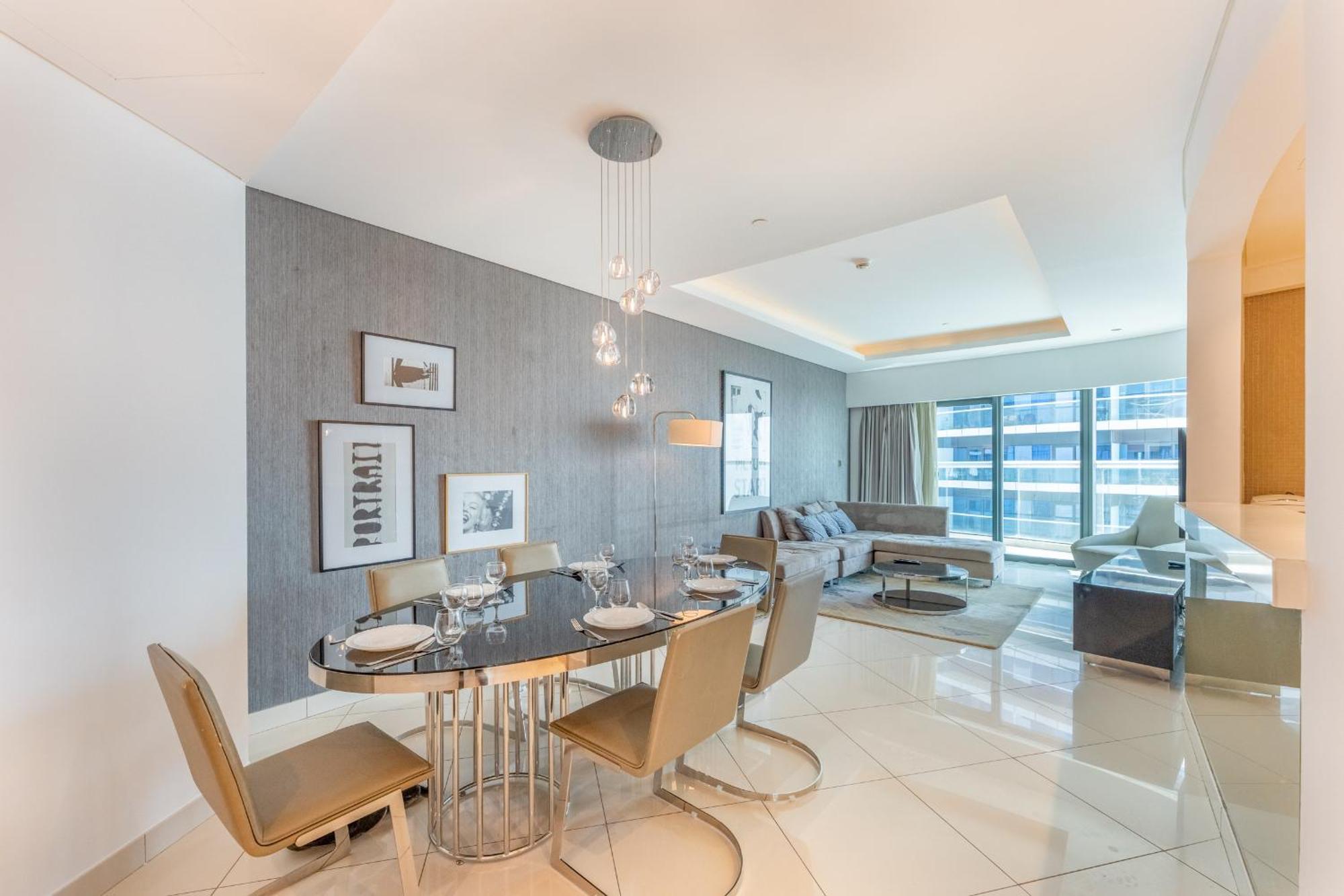 Apartment 3 Bed In Damac Paramount By Pk Holidays Dubai