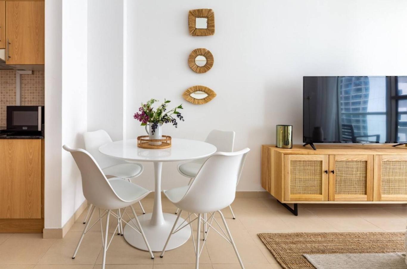 Comfortable And Spacious 1 Bedroom In Business Bay Apartment