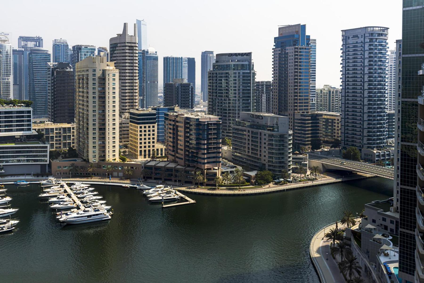 Spacious Modern In Marina Apartment Dubai