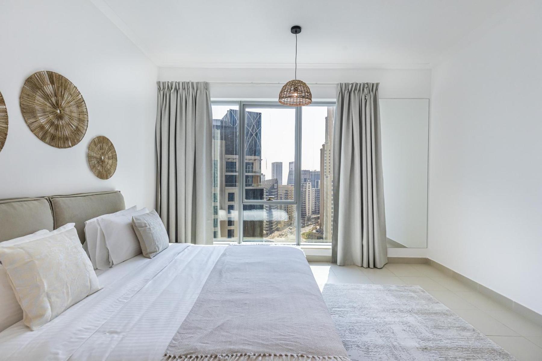 Spacious Modern In Marina Apartment
