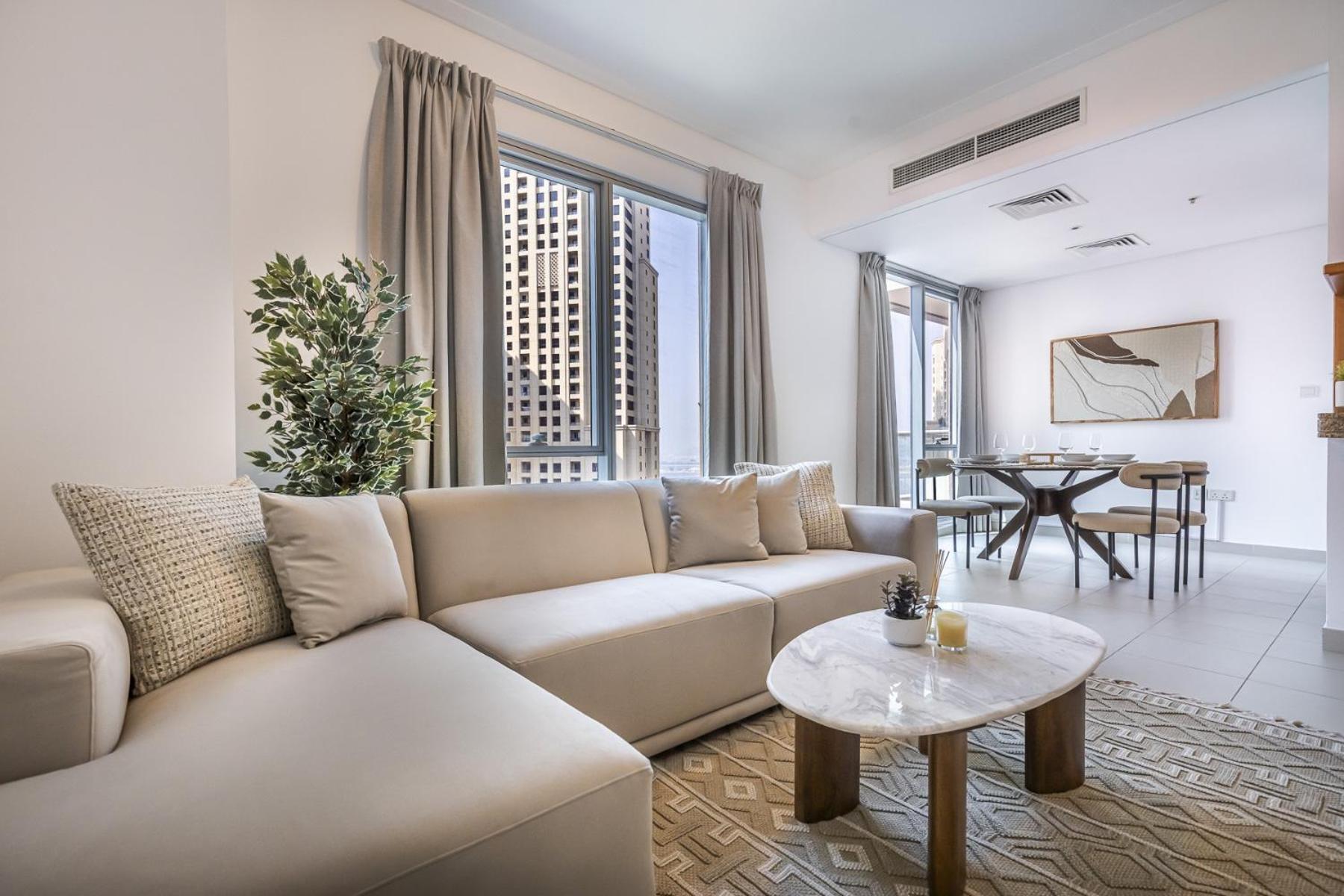 Spacious Modern In Marina Apartment Dubai