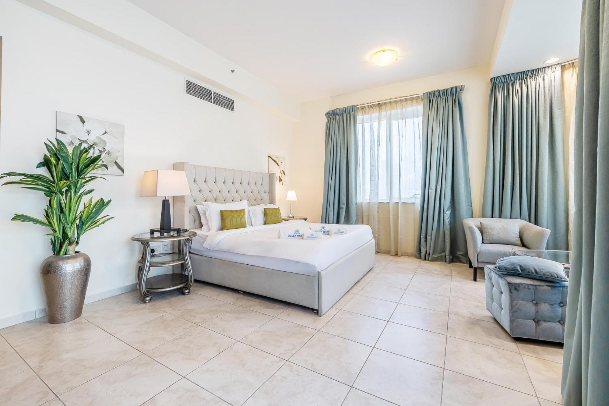 Apartment Extra Spacious With Stunning Marina Views