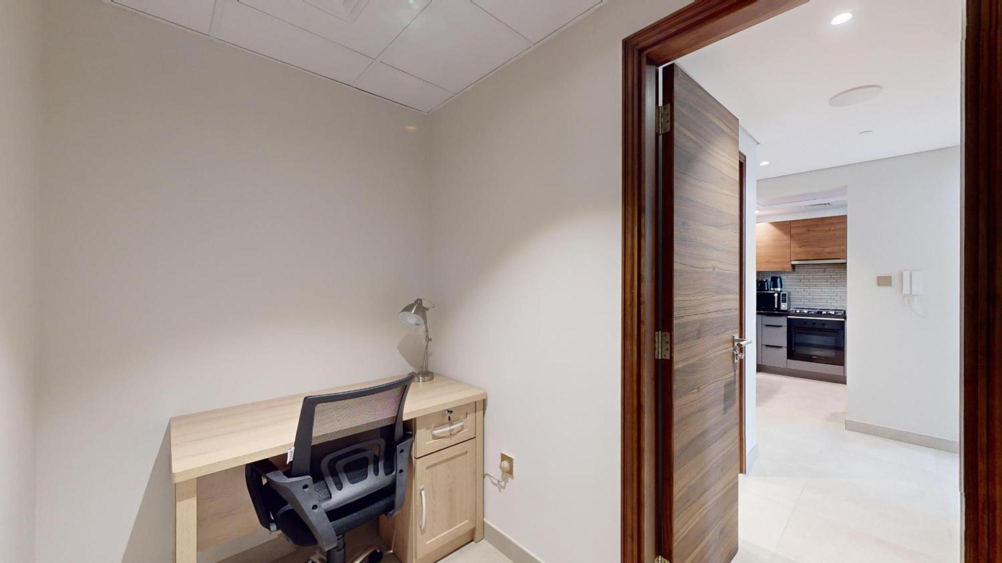 Primestay - 1br Study In Eleganz - Jvc