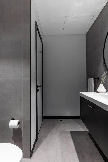 Apartment Rare Luxury 1bdr 15 Northside
