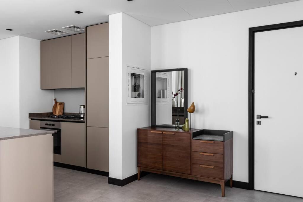 Apartment Rare Luxury 1bdr 15 Northside *