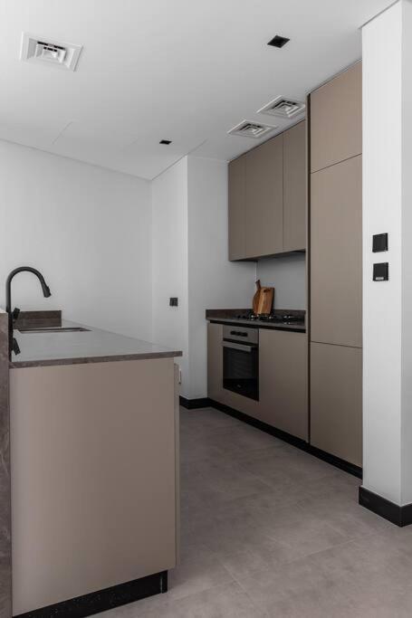 Rare Luxury 1bdr 15 Northside *