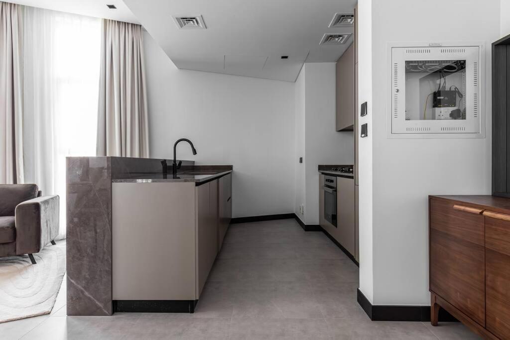 Rare Luxury 1bdr 15 Northside *