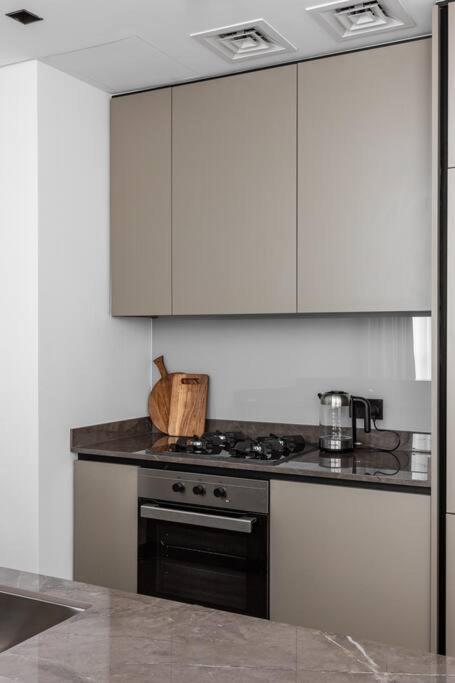 Rare Luxury 1bdr 15 Northside *