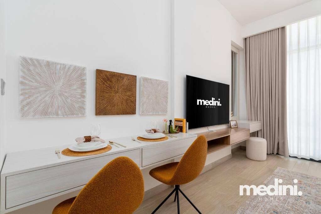 - Azizi Riviera 37 Apartment Dubai