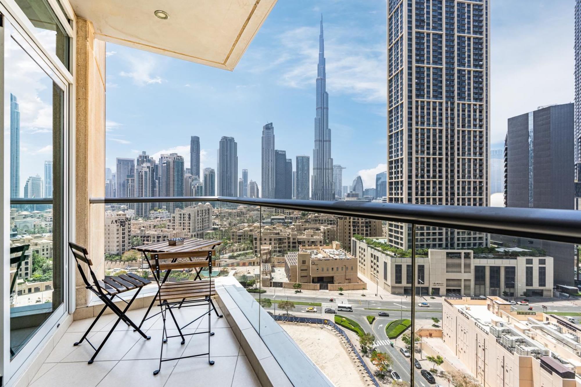 Premium With Panoramic Burj Khalifa Views *